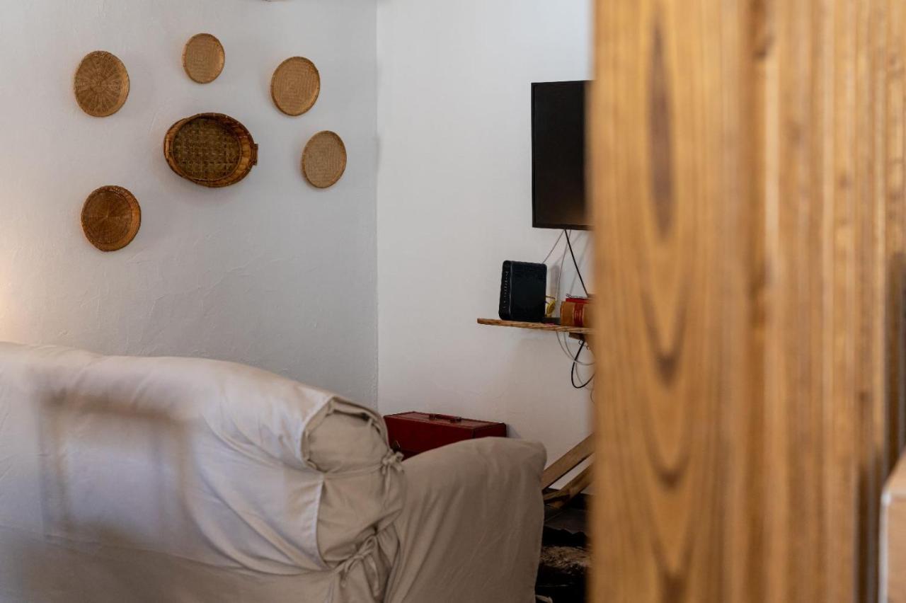 Casa Estabulo- Cozy Rustic Farmhouse Loft Touro Estômbar Buitenkant foto